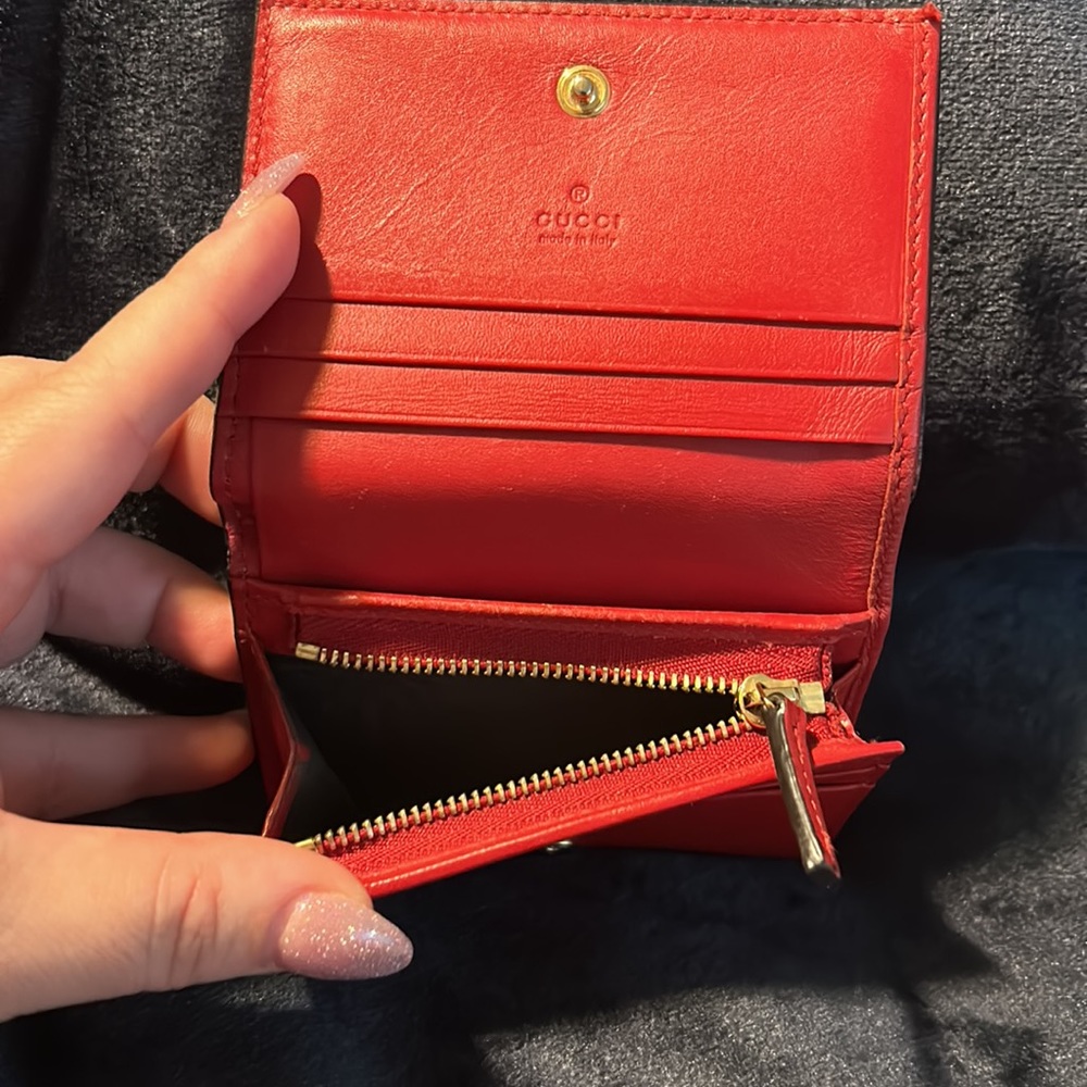 Gucci “Love” Coated Canvas Wallet - Picture 4 of 10